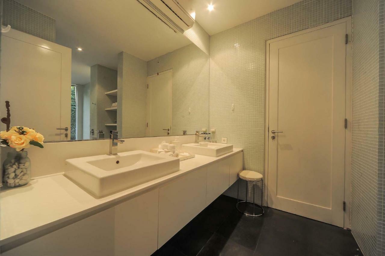 Casa Priya Petitenget 세미냑 외부 사진