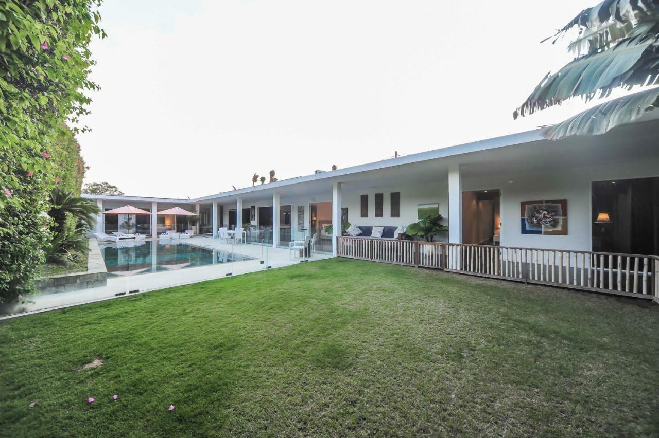 Casa Priya Petitenget 세미냑 외부 사진