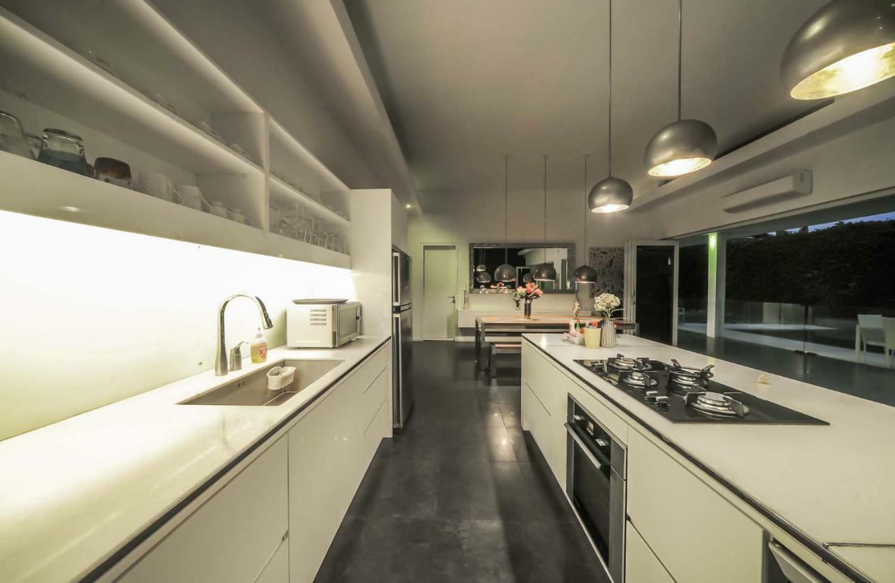 Casa Priya Petitenget 세미냑 외부 사진