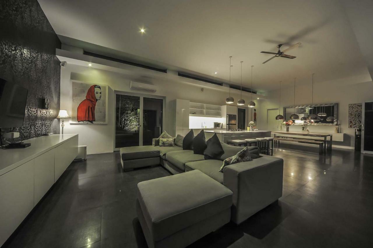 Casa Priya Petitenget 세미냑 외부 사진