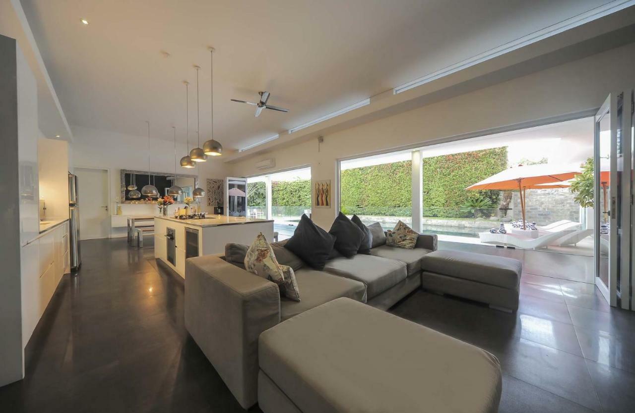 Casa Priya Petitenget 세미냑 외부 사진